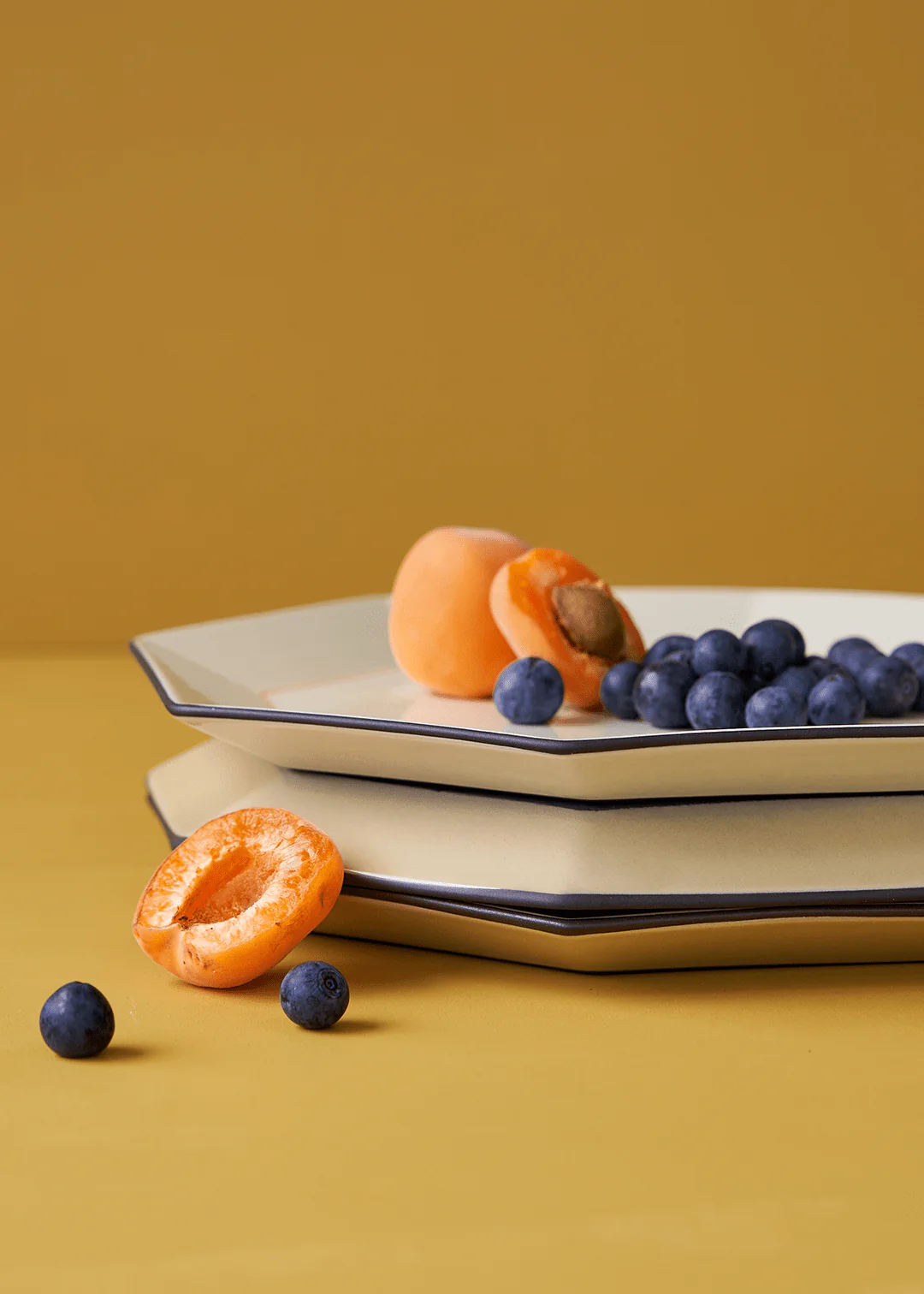 Gem Dinner Plate - Ivory - Image 8