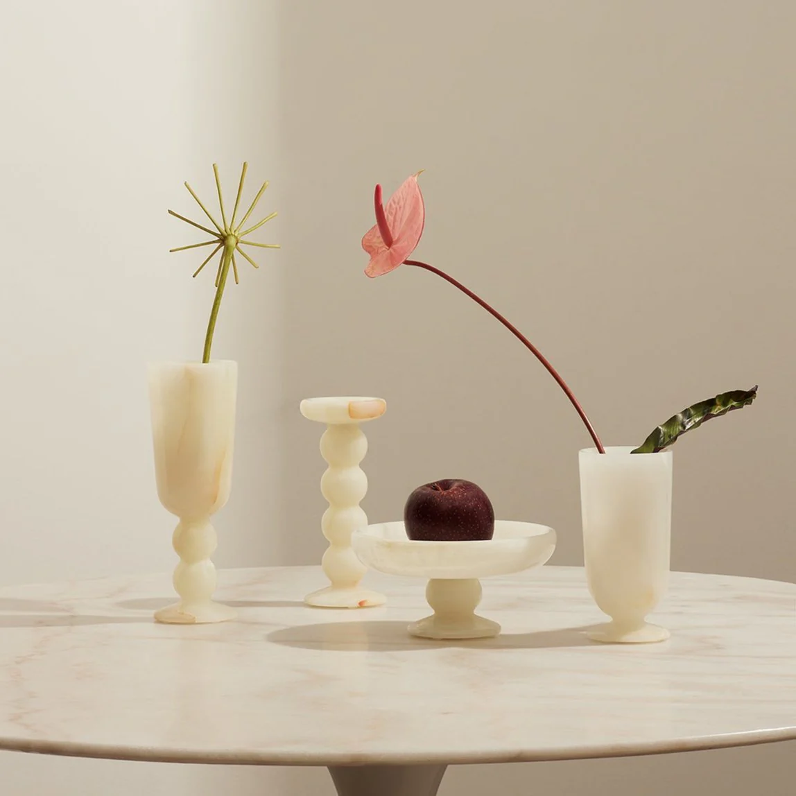 Orb White Onyx Tray - Image 4